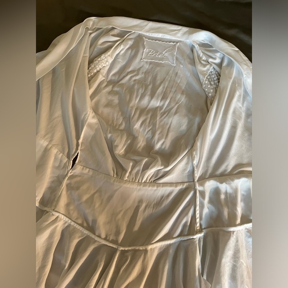 Bridal Robe - Picture 2 of 3